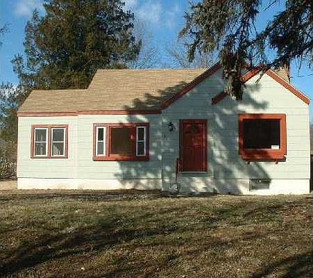 1st image of 56 S Maple Ave