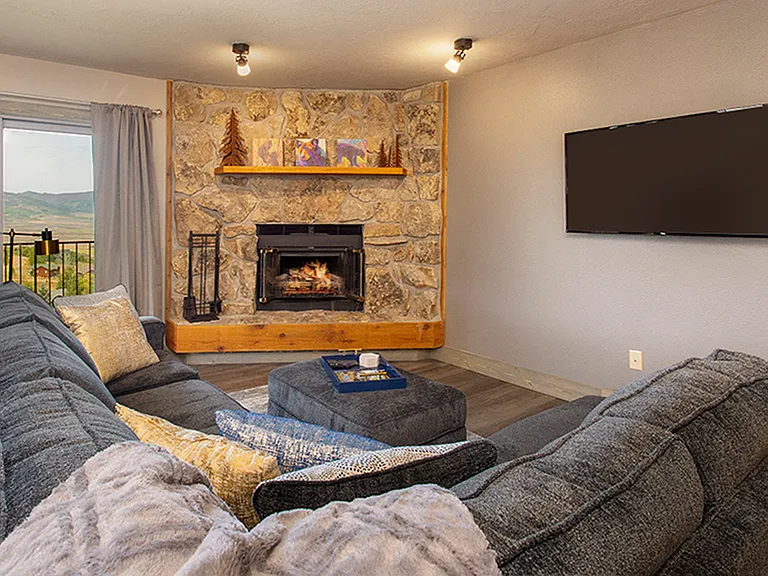 35 Arapahoe Cir #B1 — Photo 9