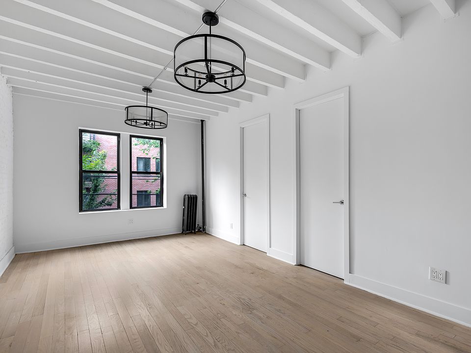 1st image of 248 Bainbridge St APT 4