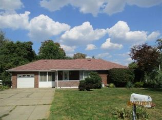 101 Grace St, Mc Kees Rocks, PA 15136