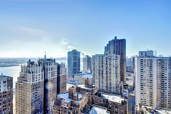 Sold by City Connections Realty | media 21