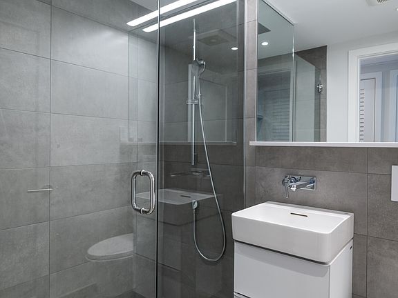 4th image of 12 Commonwealth Ave APT 708