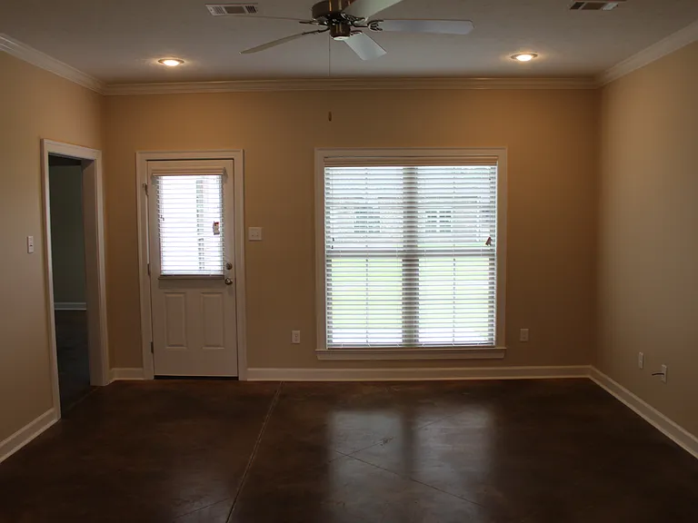 31 Haley Renee Dr — Photo 5