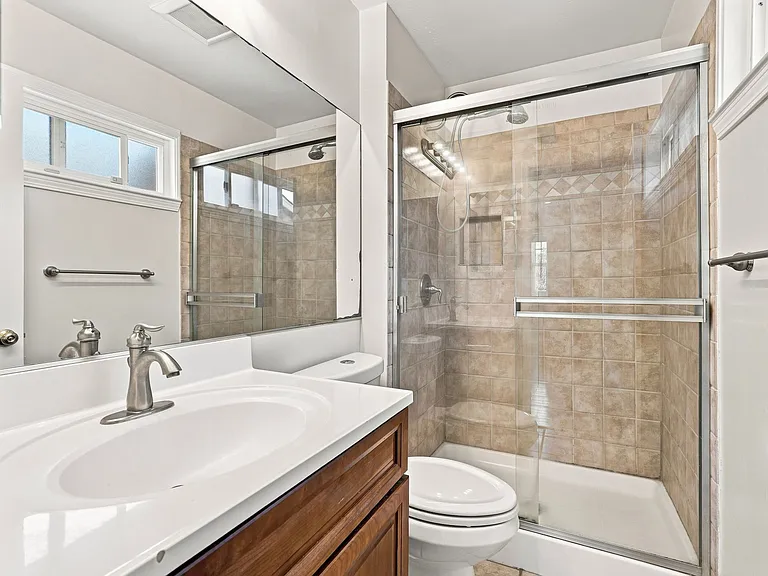 522 Lanning Ct — Photo 17