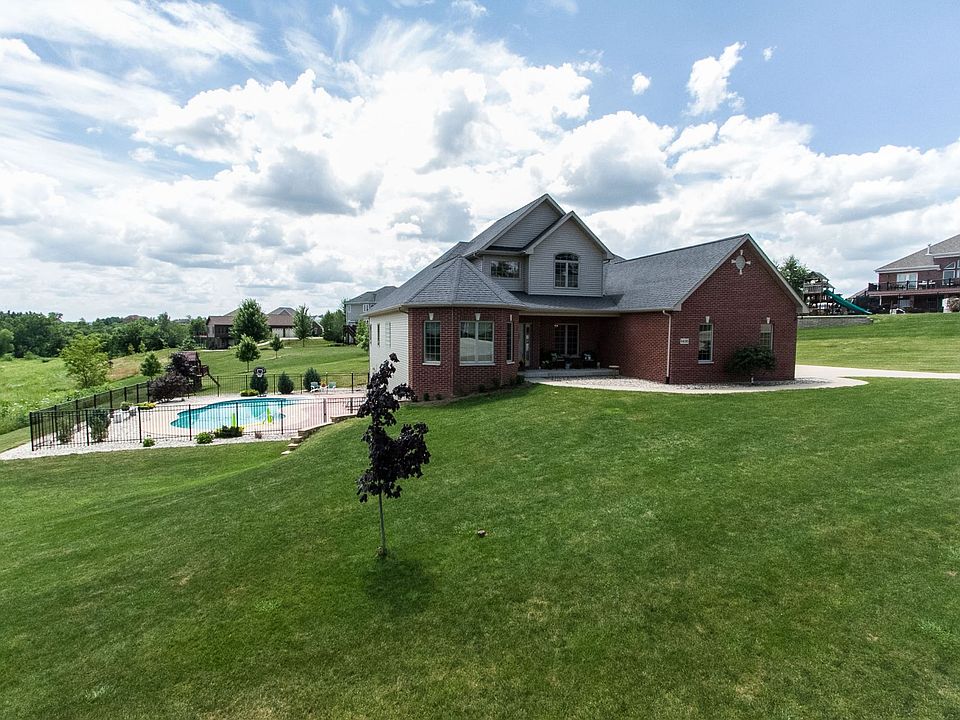 .71 Acres in Wedgewood Estates