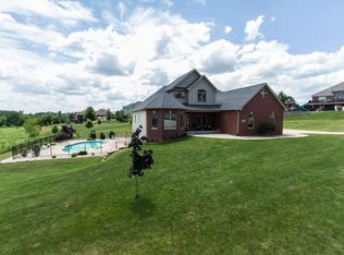 6430 Torrey Pines Dr, Dubuque, IA 52002