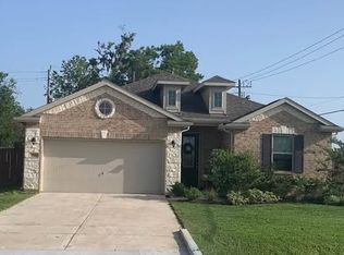 519 Moore St, Richwood, TX 77531