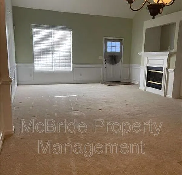 429 Snead Way — Photo 10