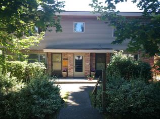 5432 Fauntleroy Way SW, Seattle, WA 98136