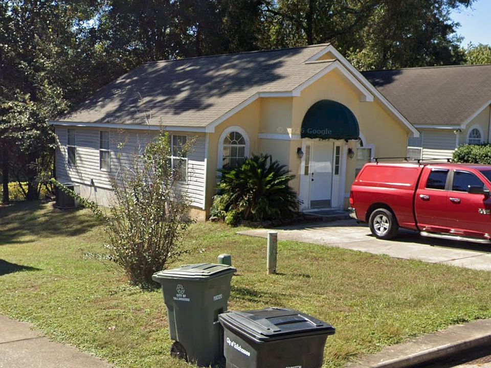 1st image of 2943 Viking Way