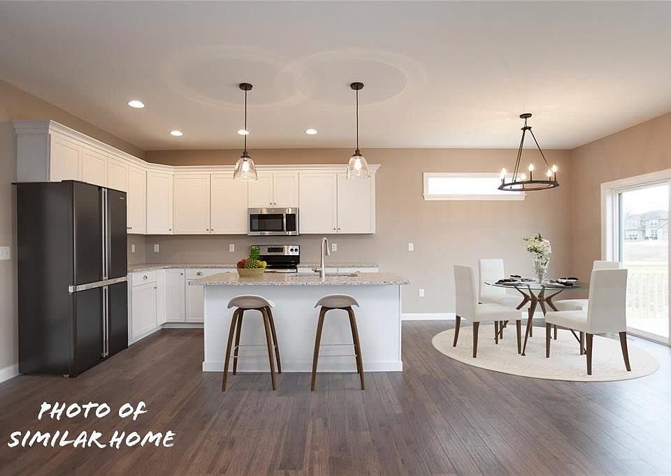 2nd image of 2844 Hawks Ridge Ln