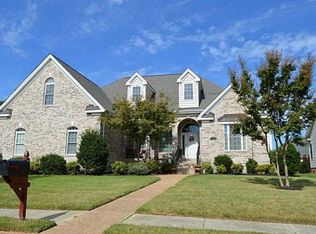 1 Blueberry Hl, Hampton, VA 23669