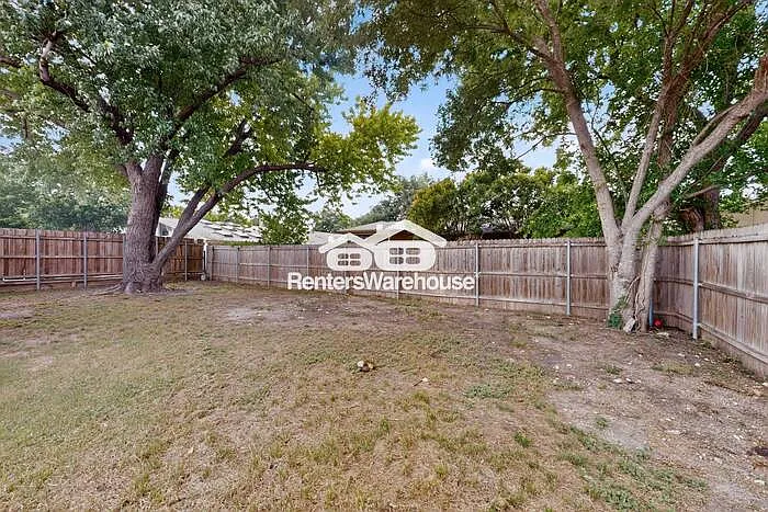 4413 Campion Ln — Photo 41