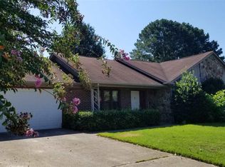 2047 Rosebury Ln, Huntsville, AL 35803