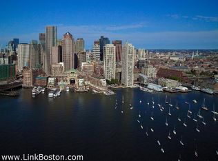 10 Rowes Off #PENTHOUSE 02, Boston, MA 02110