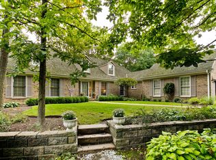 238 Buckminster Ct, Lake Bluff, IL