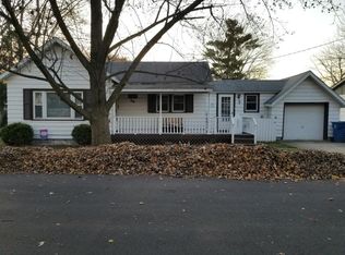 408 S Oak St, Kouts, IN 46347