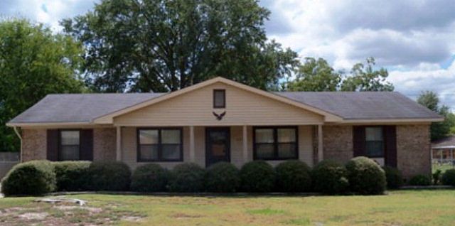 2nd image of 2520 Weldon Dr