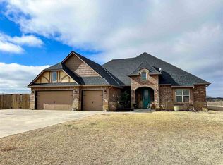 129 SW Elk Creek Loop, Cache, OK 73527