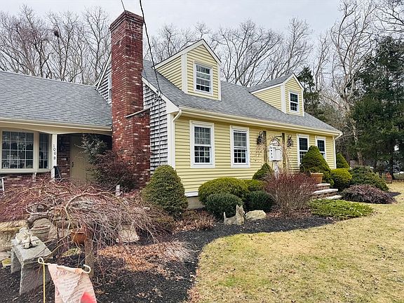 3rd image of 100 D Dr