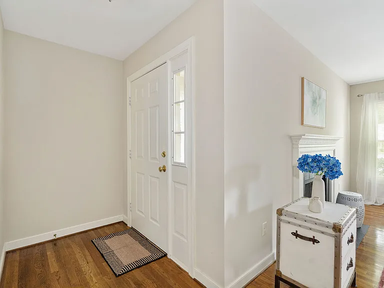 12015 Bexley Ct — Photo 8
