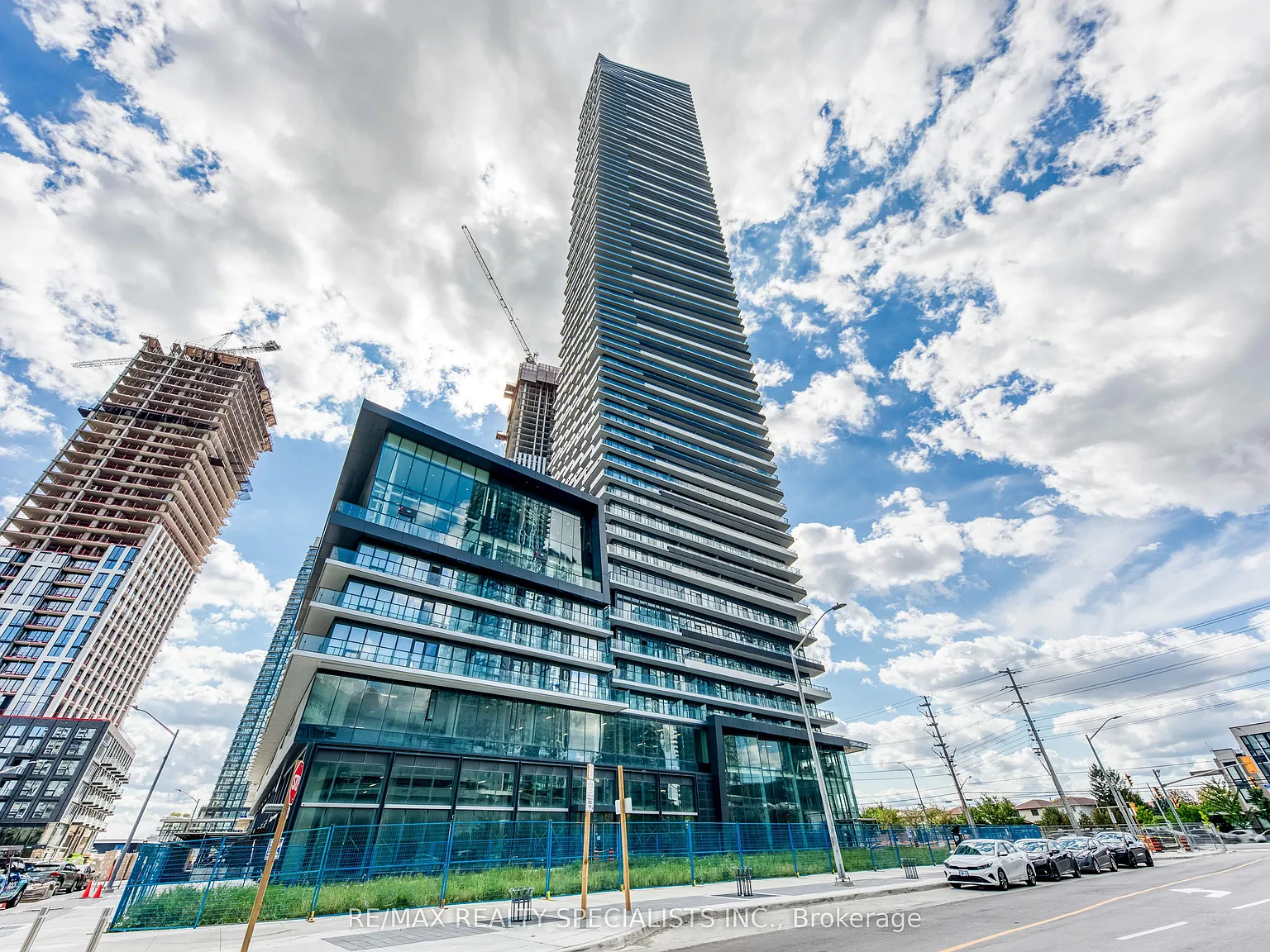 2 bed, $2,700 — Photo 2