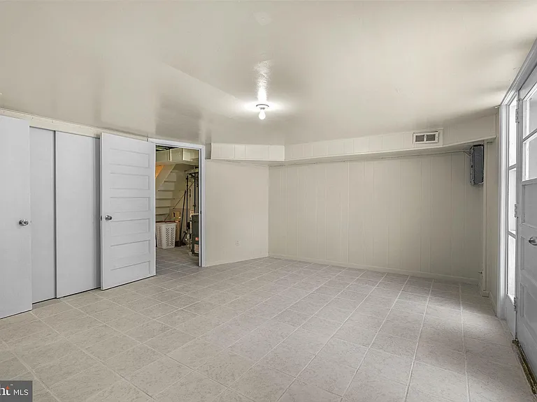 9107 Ryerson Rd — Photo 15