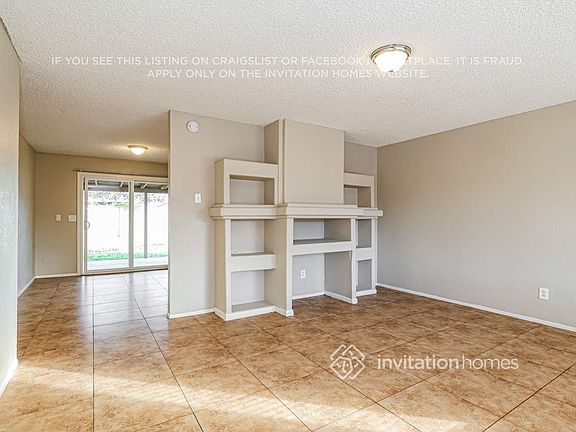 4th image of 8838 W Mercer Ln