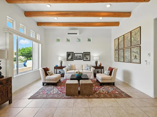 16 Coyote Pass, Santa Fe, NM 87508