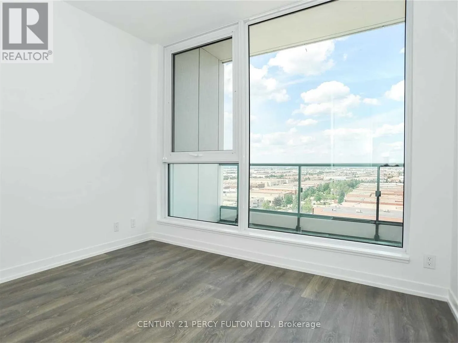 2 bed, $2,000 — Photo 4