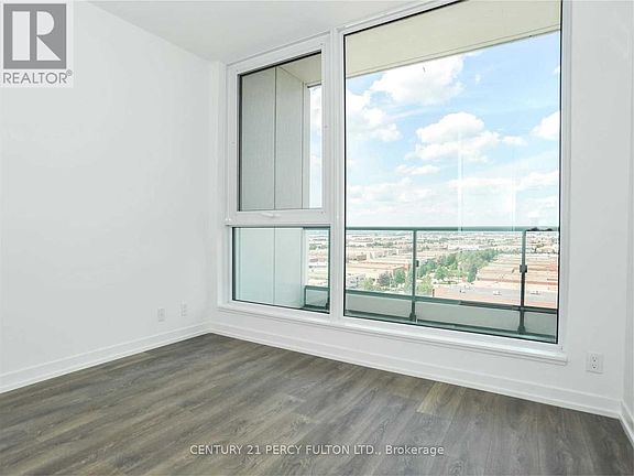 4th image of 898 Portage Pkwy #4012