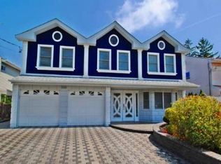 3361 Harbor Point Rd, Baldwin, NY 11510