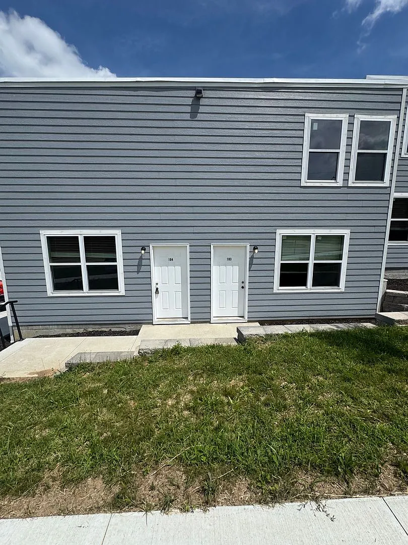 1301 McKee St. — Photo 1
