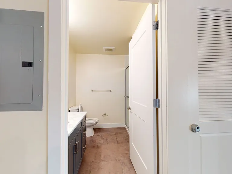 Penn Manor Apartments — Photo 16