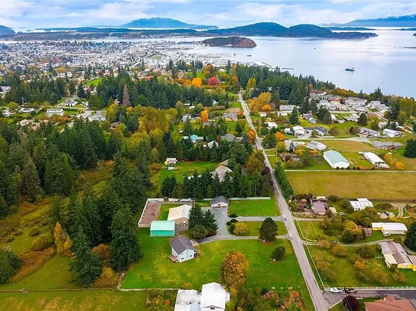 11202 Whistle Lake Rd, Anacortes, WA 98221