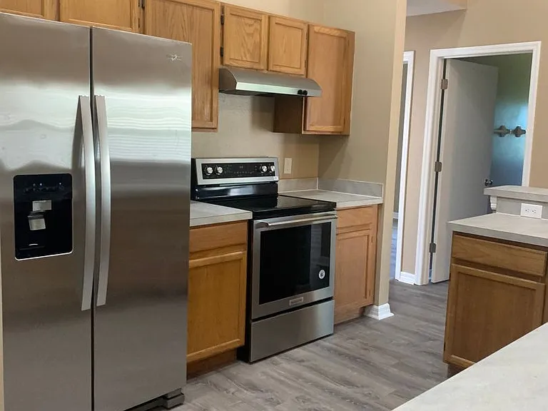 1212 Moses Creek Ct — Photo 7