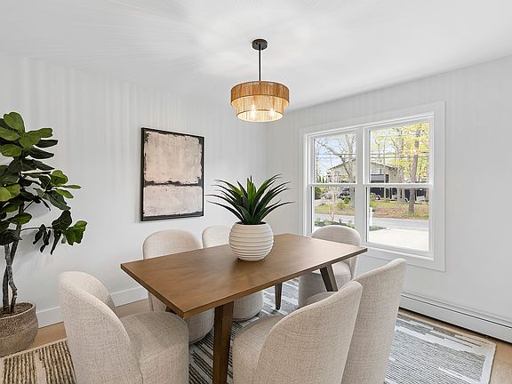 3rd image of 53 Shore Rd