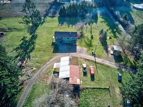 5th image of 33318 SE Funny Farm Rd