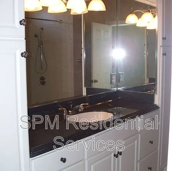54 Castle Bay Dr — Photo 5