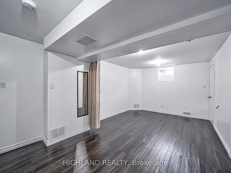 515 Coach Dr — Photo 29