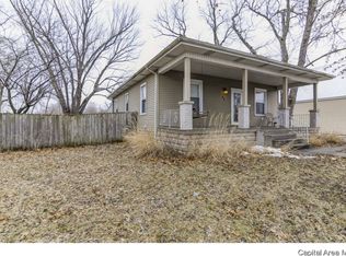 63 Judd St, Glenarm, IL 62536