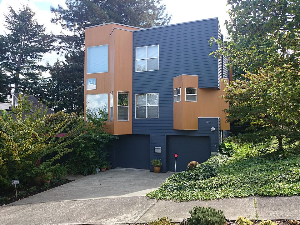 2nd image of 3203 S Norman St