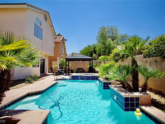 2nd image of 2001 Smoketree Village Cir
