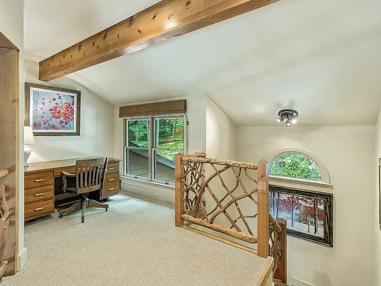 412 Dog Mountain Rd — Photo 20