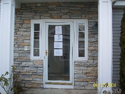 1st image of 503 Oak Bluff Ct