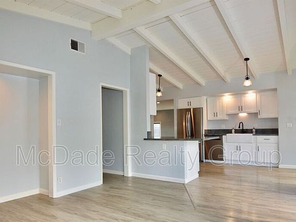 5th image of 8632 Onalaska Ave
