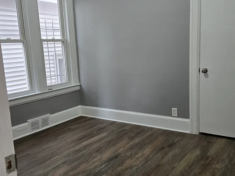 1690 W Euclid St — Photo 5