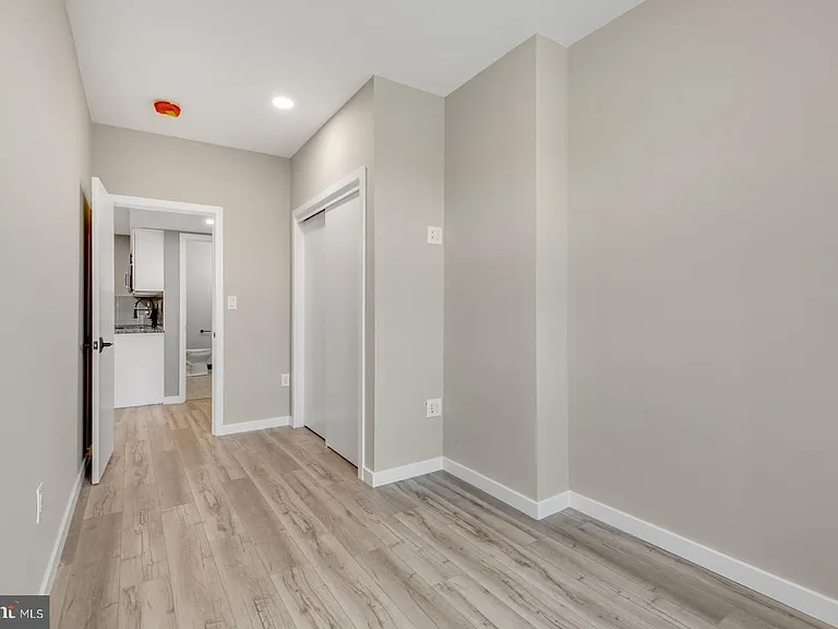 435 W Susquehanna Ave #2 — Photo 15