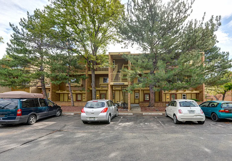 3000 Colorado Ave. — Photo 27