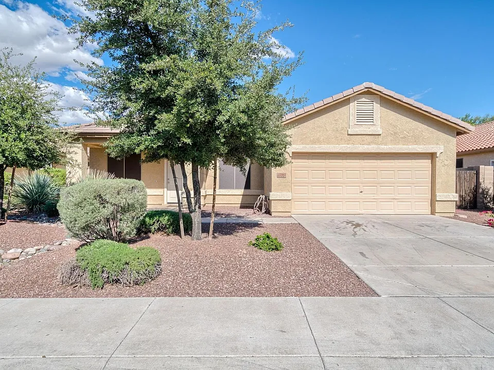 12562 W Apodaca Dr
